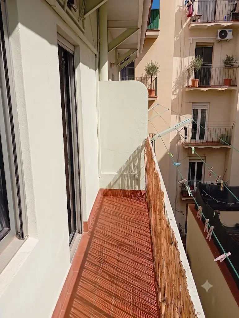 Piso en alquiler en El Camp de l'Arpa del Clot, Barcelona – foto 1