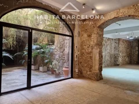 Local en alquiler en Ciutat Vella, Barcelona – foto 1
