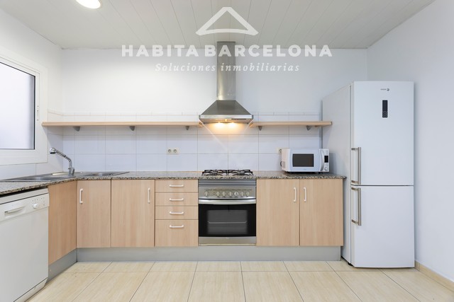 A-ROG34_22